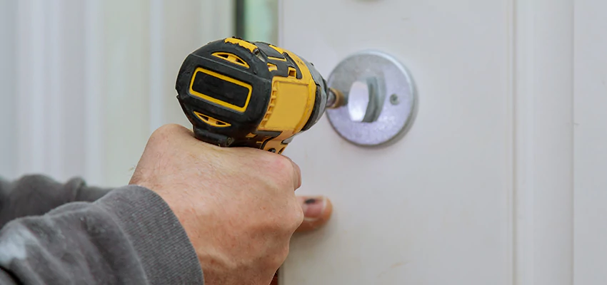 Street Locksmith For Smart Lock Repair in Lake Elsinore, CA